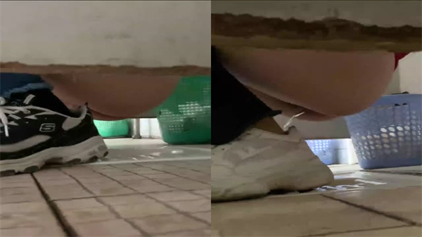 2021大学珍藏内部流出：清纯学妹私密影像系列